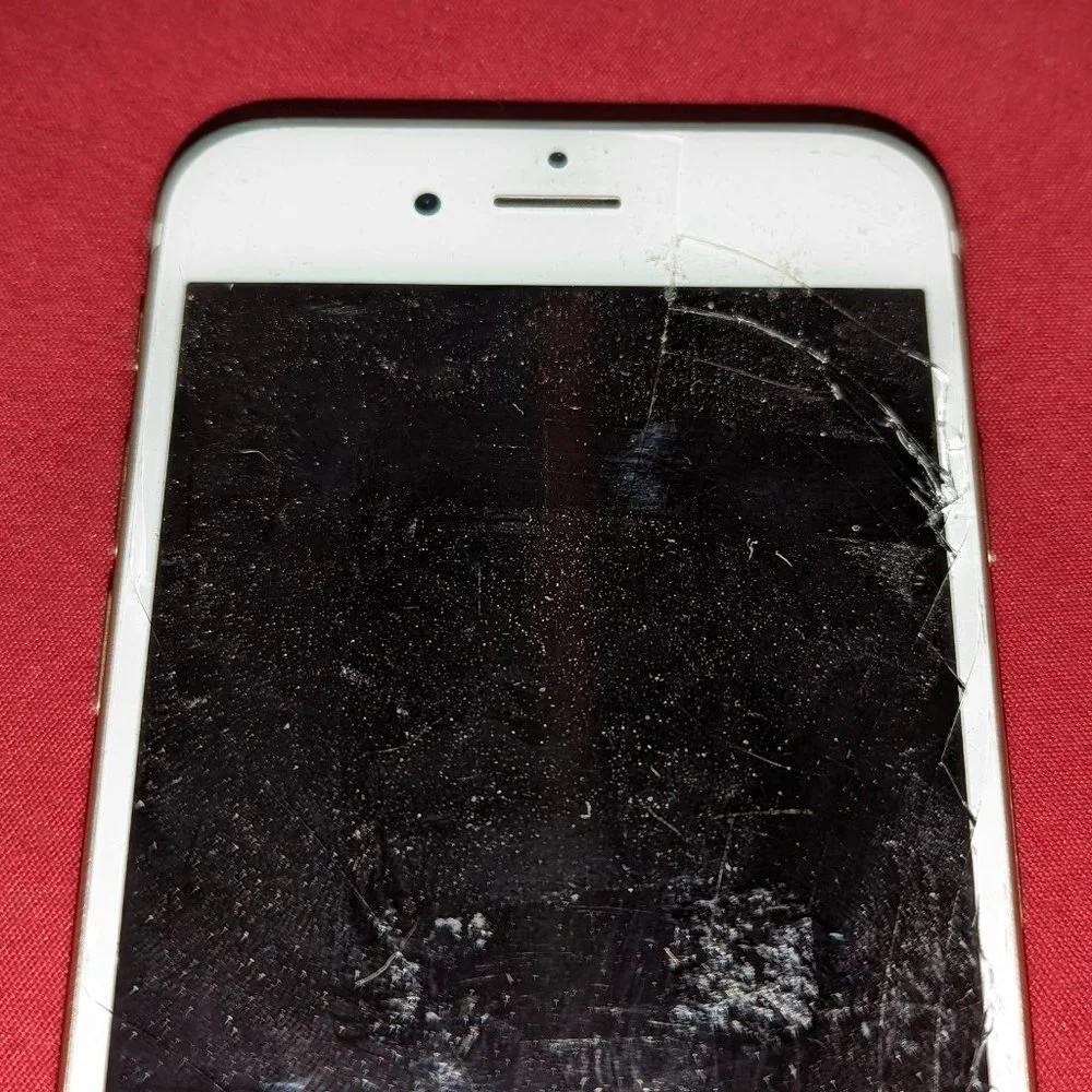iPhone 6S (A1633) - 64 GB #3 (For parts)***